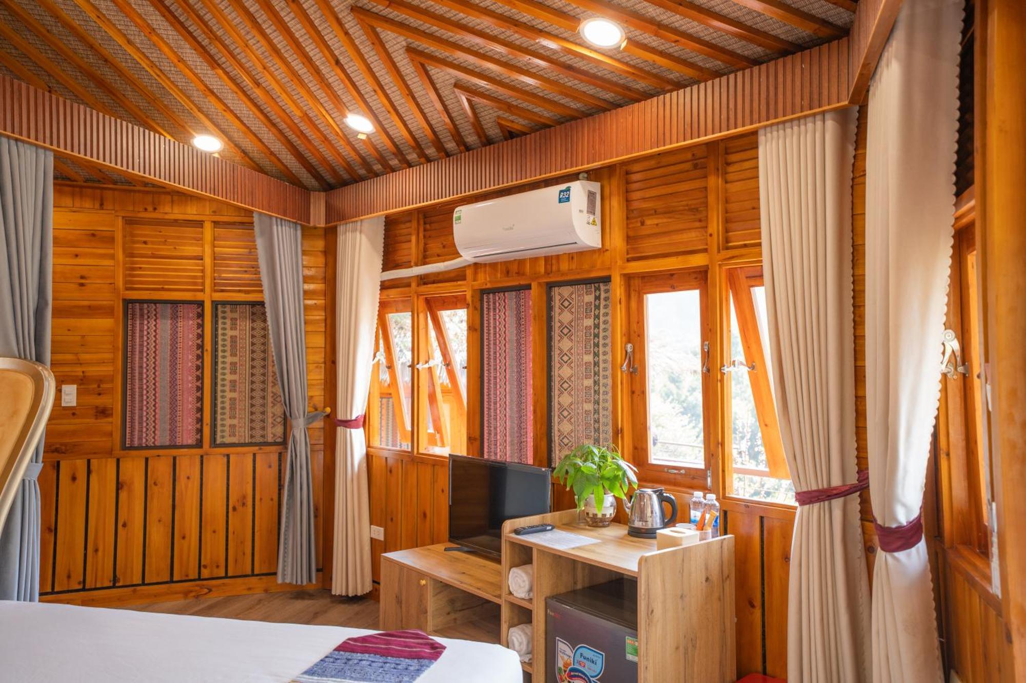 Sinai Bungalow & Hotel Sapa Buitenkant foto